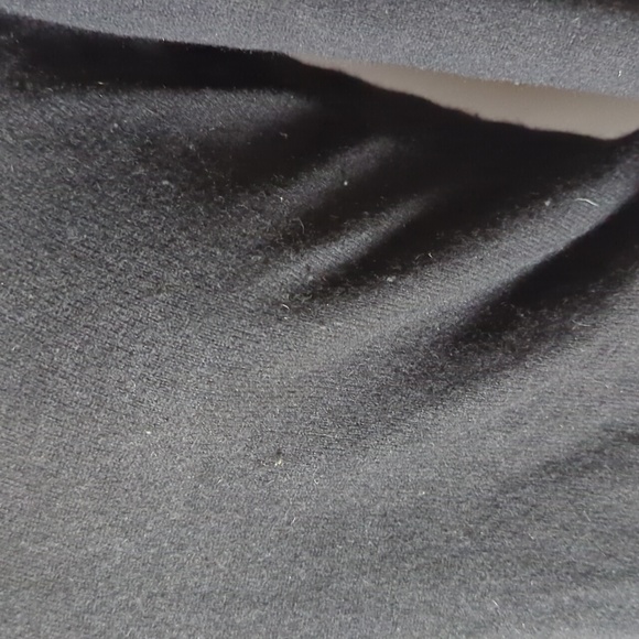 Ann Taylor V Neck Cashmere Sweater - Picture 3 of 5